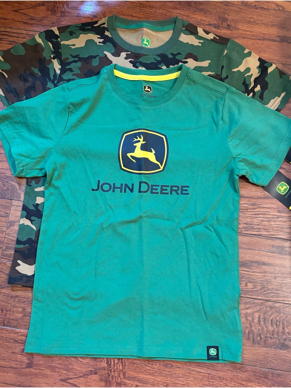 ✨2 Pack✨John Deere Green Logo Tee - Short Sleeve ✨ L (10-12)